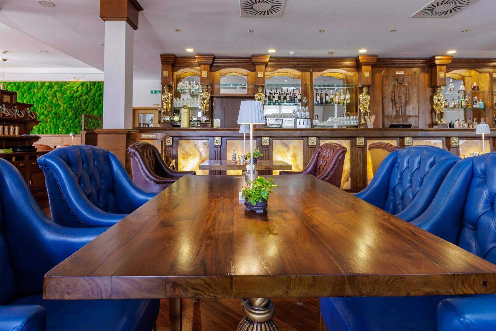 Darovansky Dvur - Wellness & Golf Hotel Браси Экстерьер фото