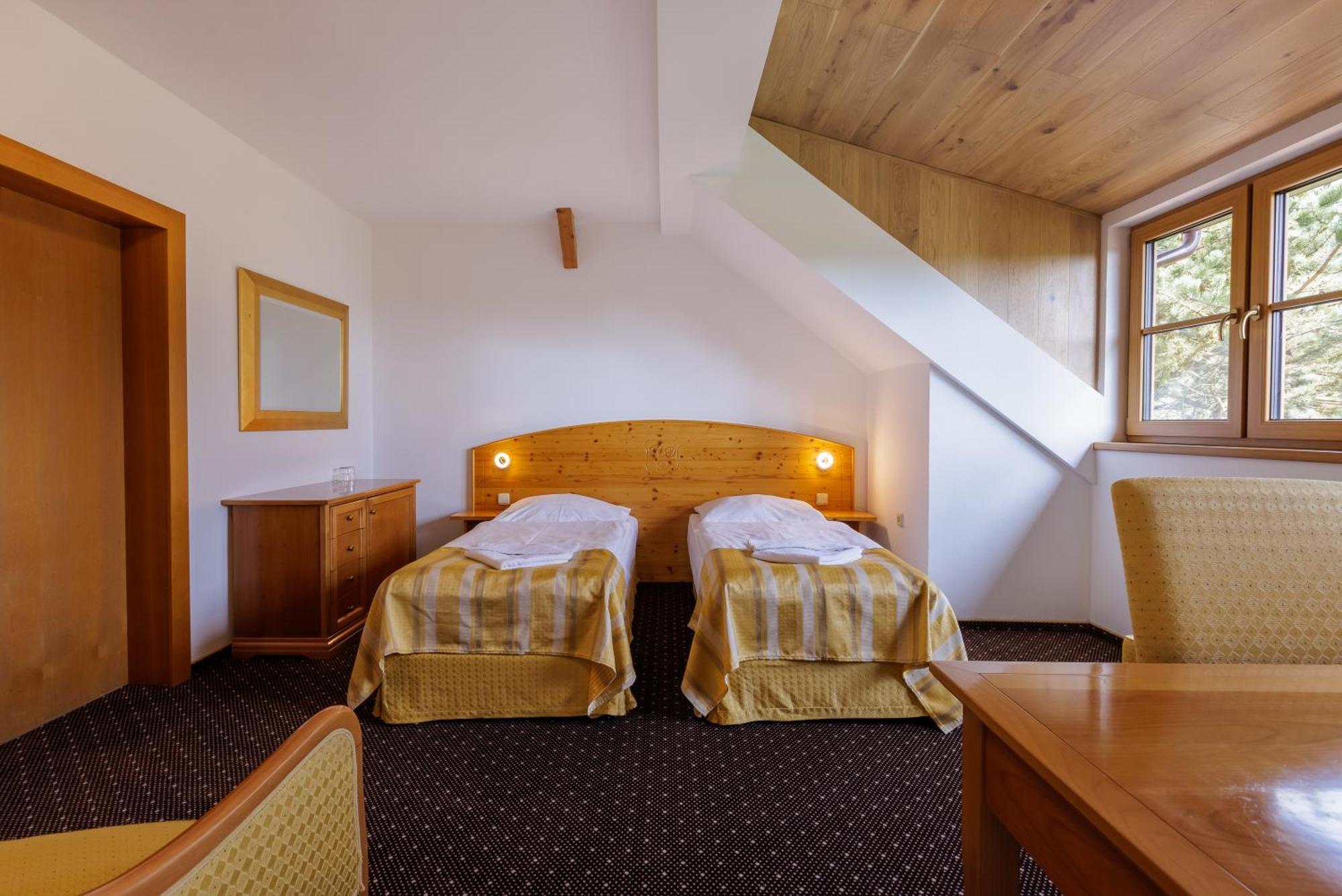 Darovansky Dvur - Wellness & Golf Hotel Браси Экстерьер фото